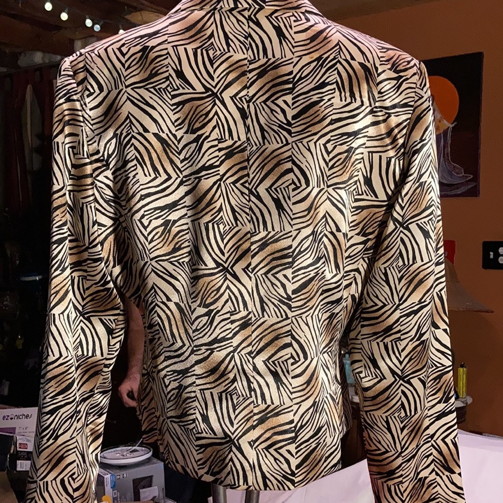 Clio Jacket - Picture 5 of 7